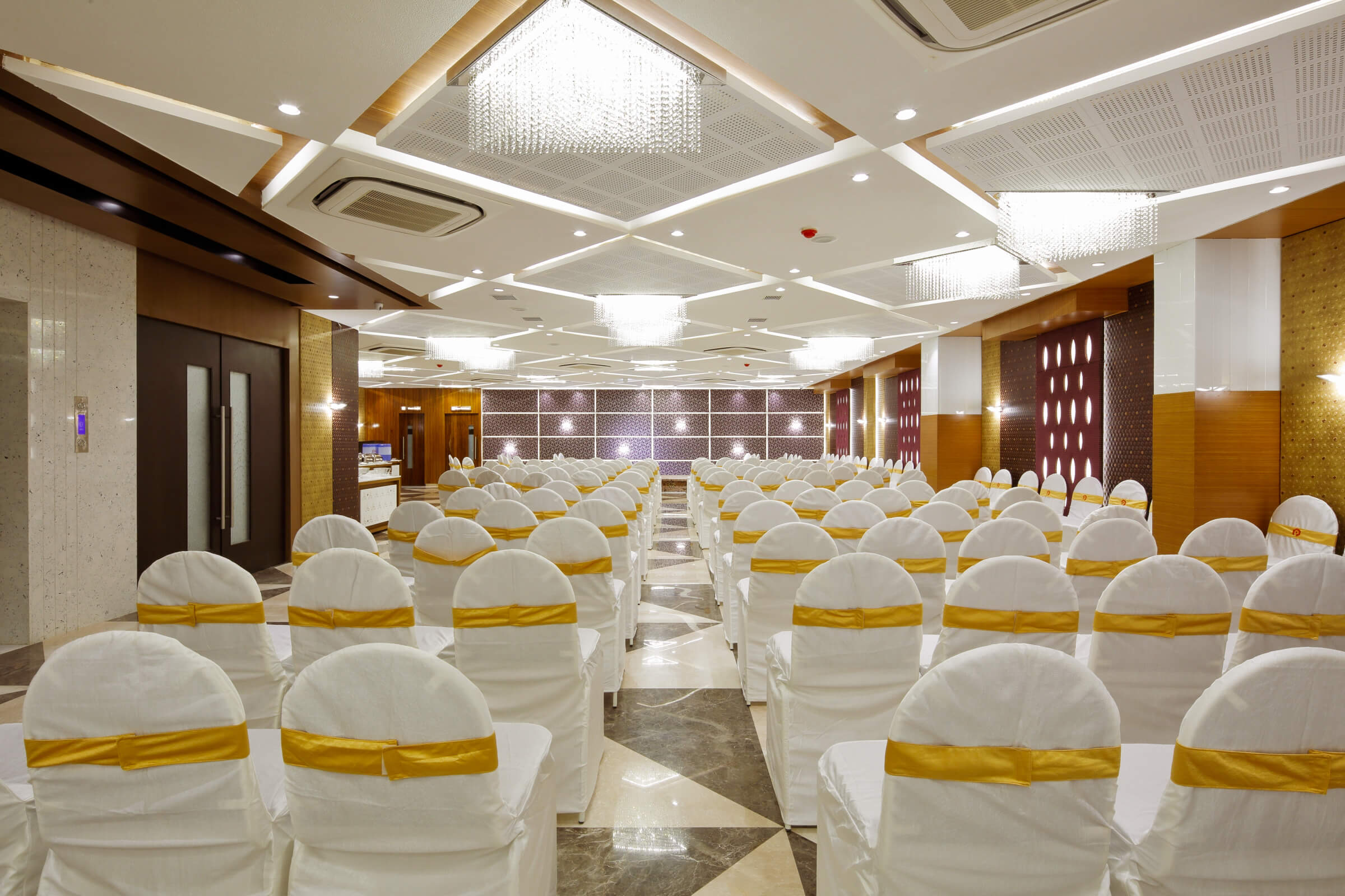 Hotel Pragati The Grand – Banquet Near Zydus Hospital Ahmedabad